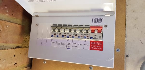 Picture 6: All the electrical circuits have been wired in. Each circuit has a MCB switch which is clearly labeled. THE RCBO switches are red. 