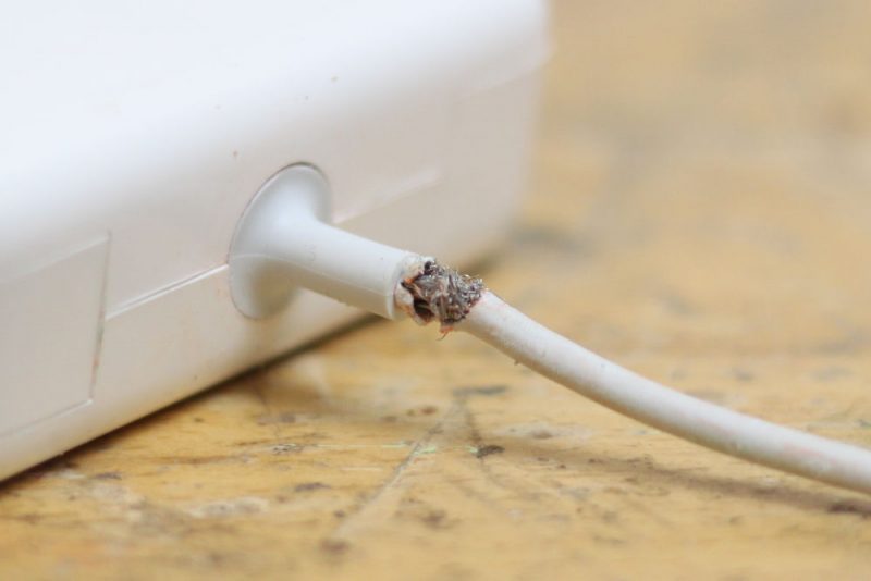 Quick and easy electrical safety checks you can carry out at home